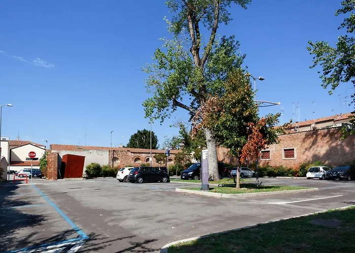 Guesthost - Duplex In Pieno Centro Lejlighed Ferrara